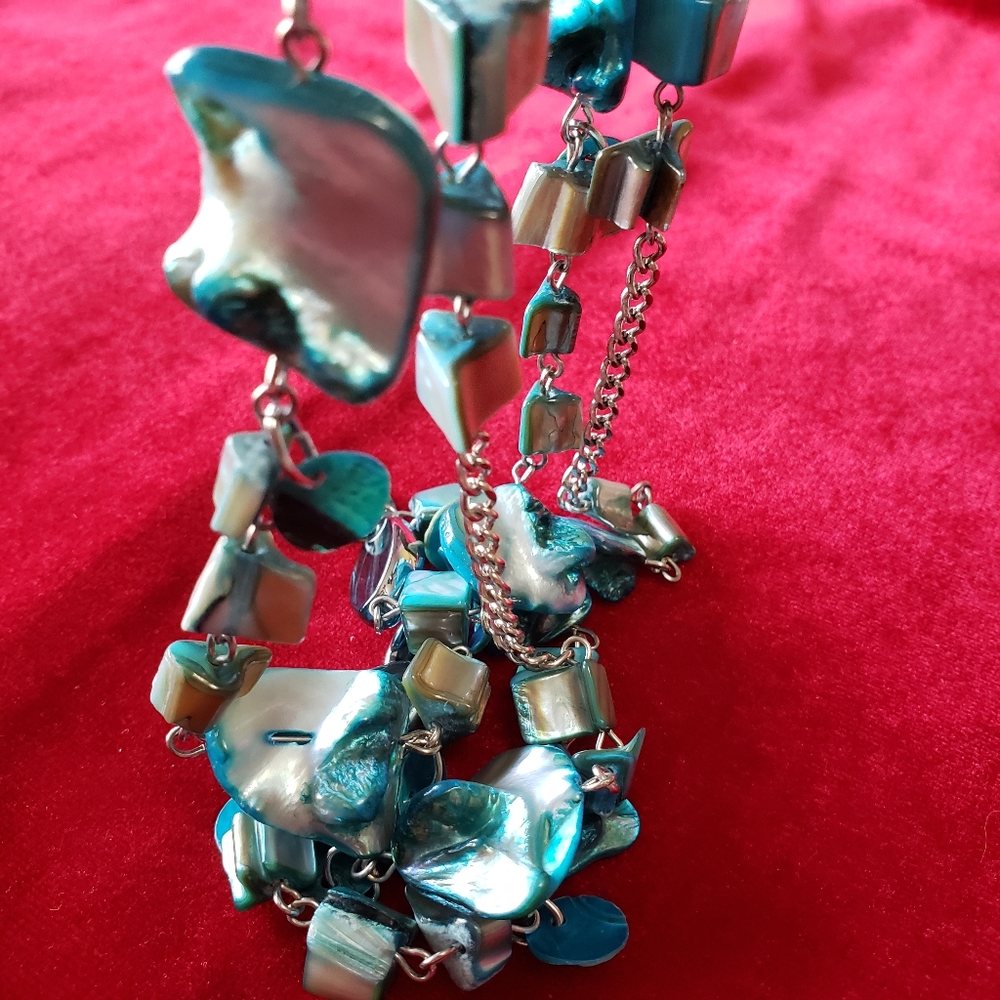 Two Strand Blue Shell and Glass bead Necklace - Picture 10 of 11